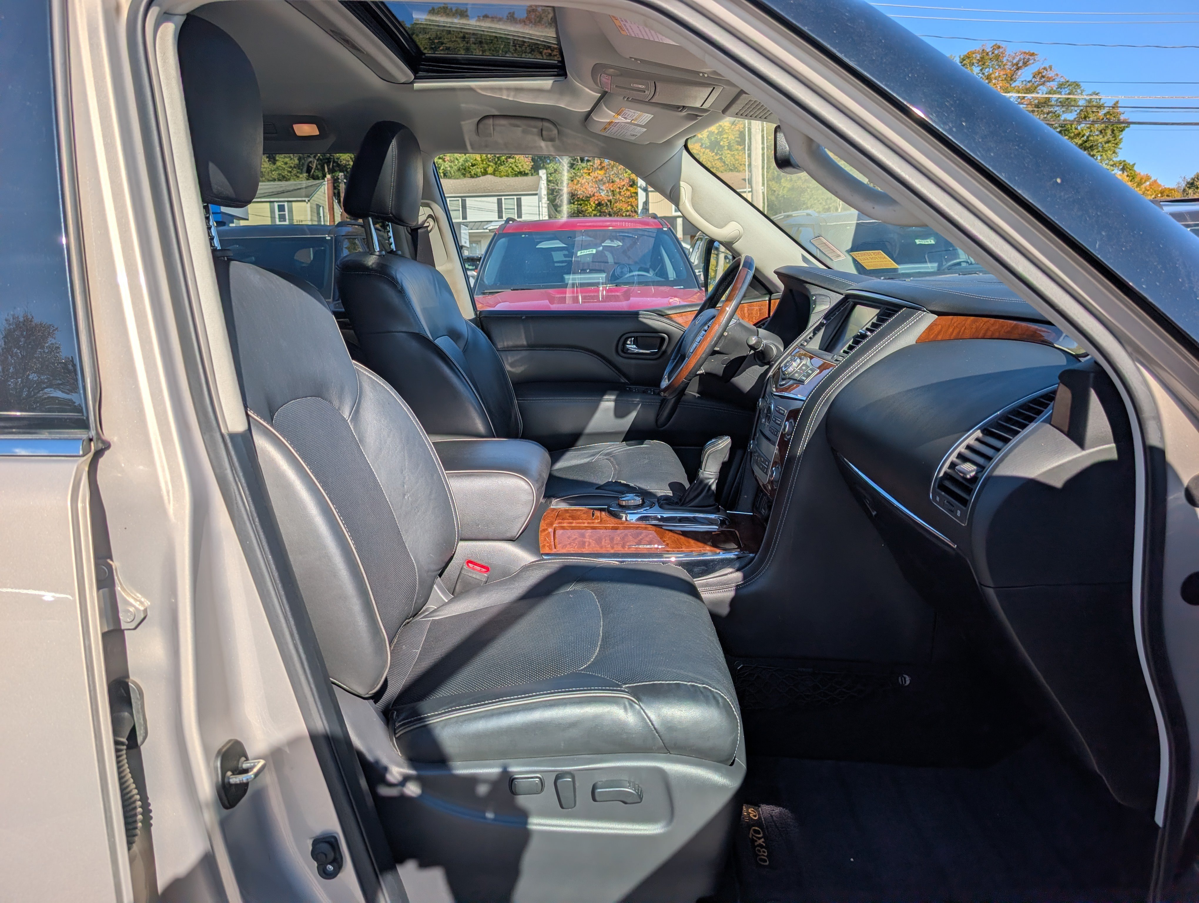Used 2019 INFINITI QX80 Luxe w/ Proassist Package AWD/4WD image 12