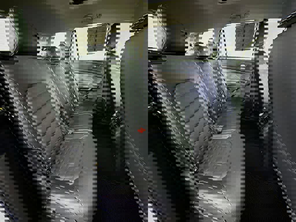 Used 2022 Volkswagen Atlas SEL Premium image 33