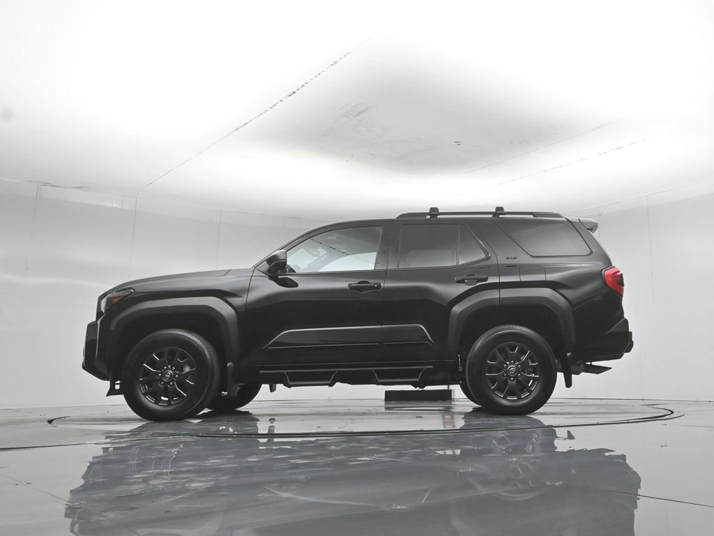 Used 2025 Toyota 4Runner SR5 AWD/4WD image 7