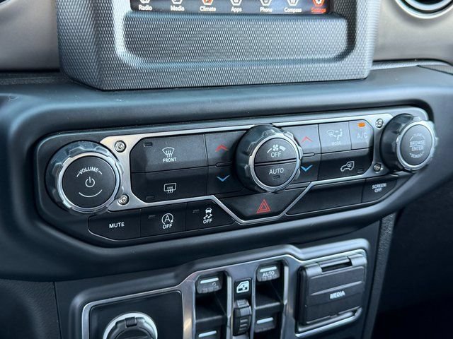Used 2019 Jeep Wrangler Unlimited Sport S AWD/4WD image 21