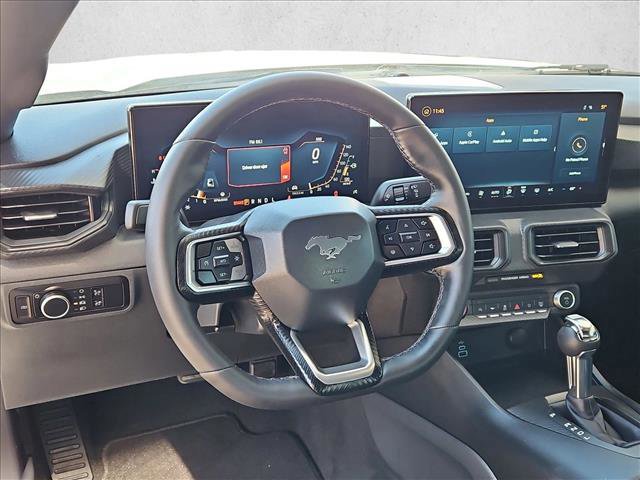 Certified 2025 Ford Mustang Coupe image 17