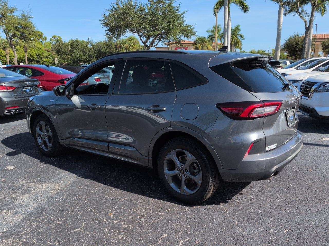 Certified 2024 Ford Escape ST-Line w/ Equipment Group 301A FWD image 6