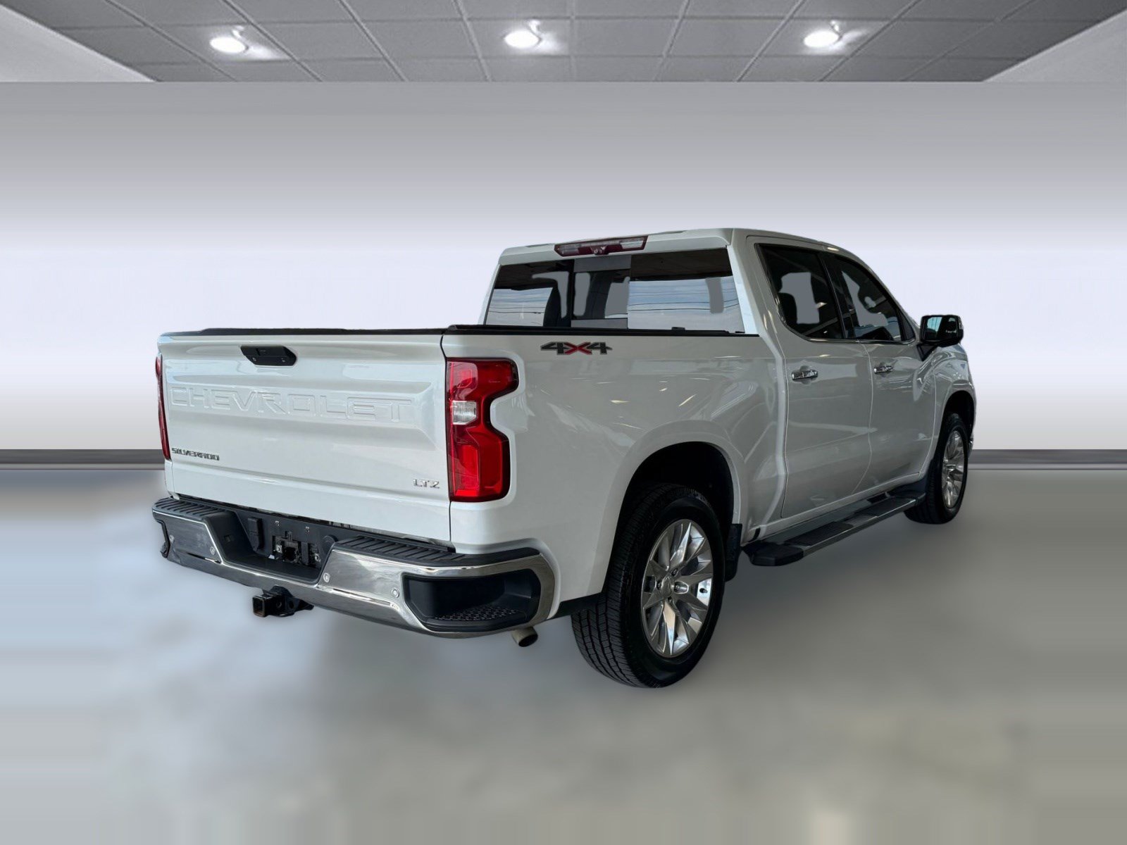 Used 2020 Chevrolet Silverado 1500 LTZ w/ LTZ Plus Package AWD/4WD image 9