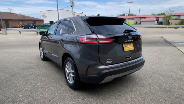 Certified 2023 Ford Edge SEL w/ Convenience Package AWD/4WD image 8