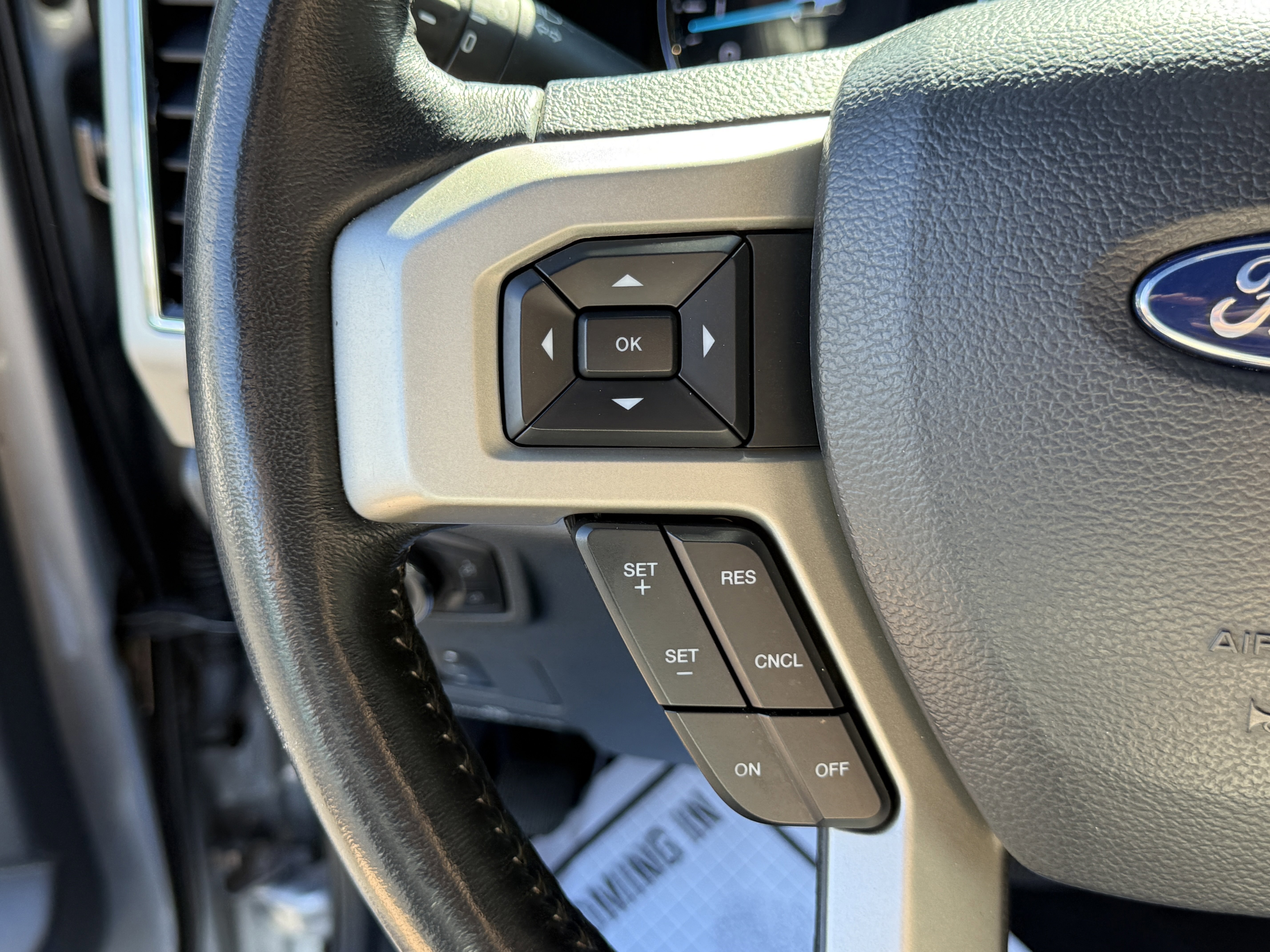 Certified 2022 Ford F250 Lariat w/ Tremor Off-Road Package image 27