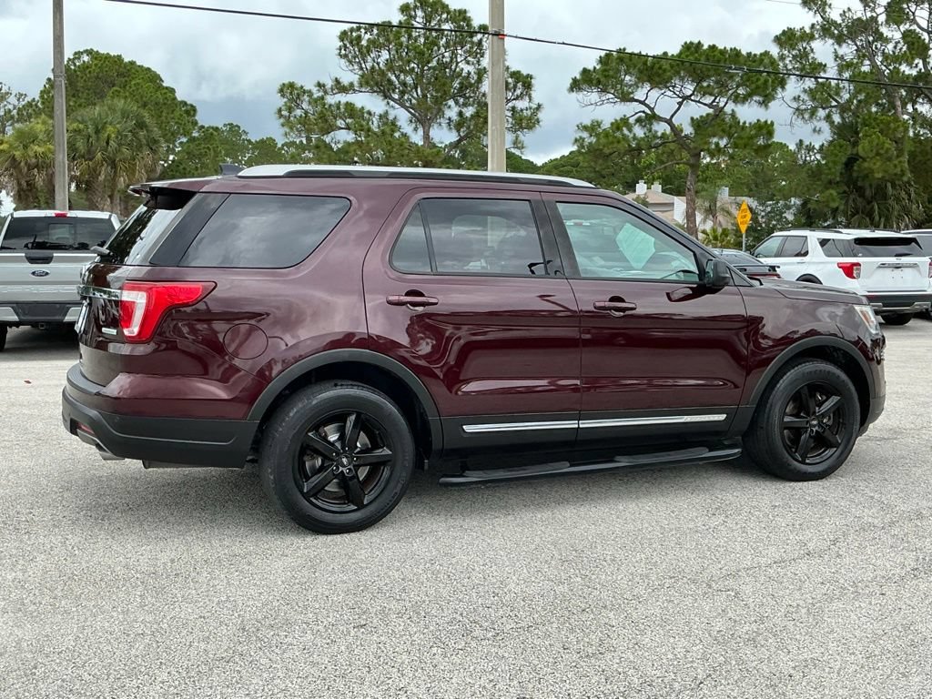 Certified 2018 Ford Explorer XLT FWD image 20