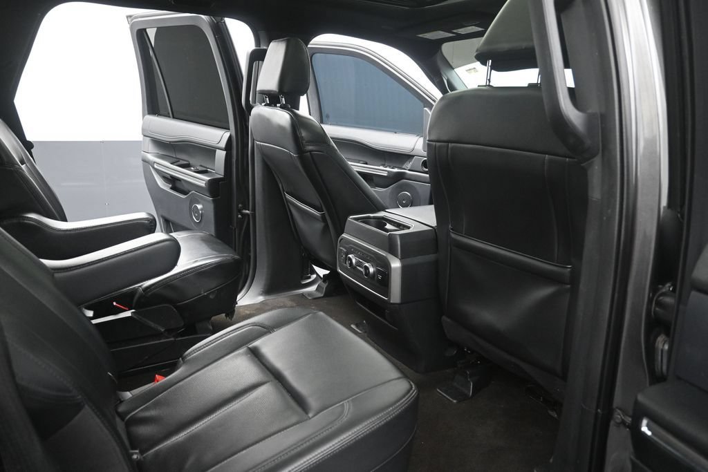 Certified 2021 Ford Expedition XLT RWD image 10