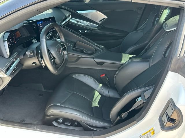 Used 2022 Chevrolet Corvette Stingray Preferred Conv w/ Z51 Performance Package RWD image 11