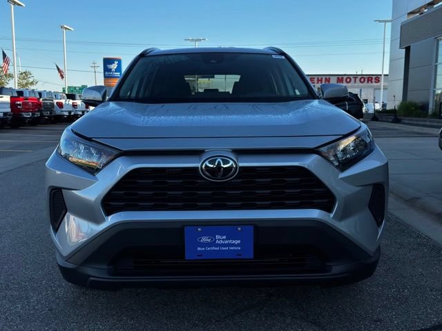 Used 2019 Toyota RAV4 LE w/ Carpet Mat Package AWD/4WD image 38