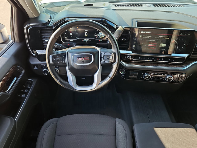 Used 2025 GMC Sierra 2500 SLE w/ SLE Value Package; AWD/4WD image 12