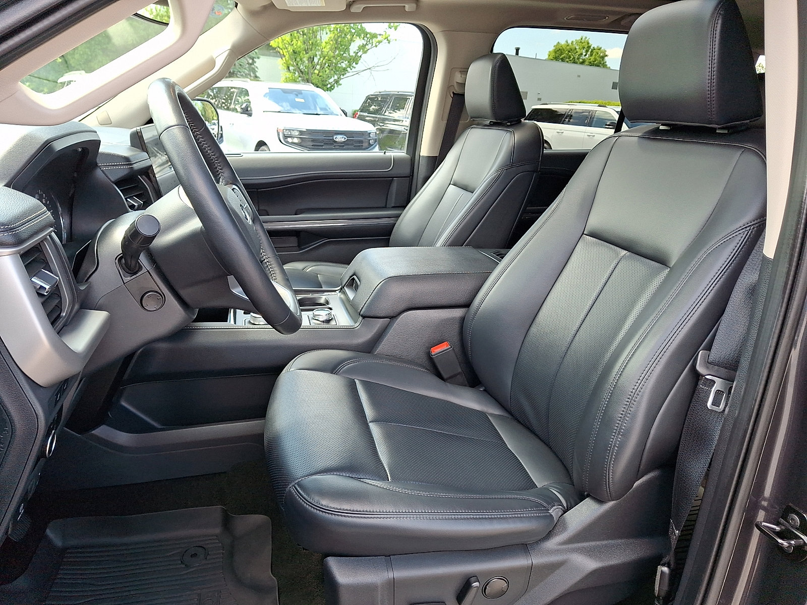 Certified 2023 Ford Expedition XLT AWD/4WD image 16