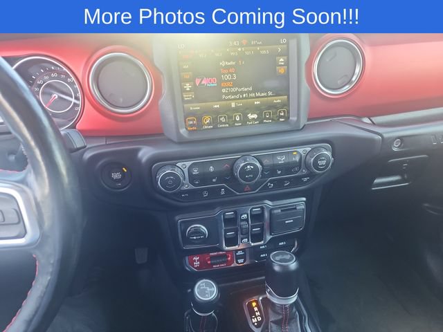 Used 2021 Jeep Wrangler Unlimited Rubicon w/ Dual Top Group AWD/4WD image 16