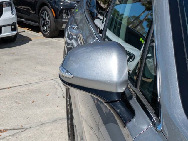 Used 2023 Hyundai Santa Fe SEL w/ Premium Package image 10