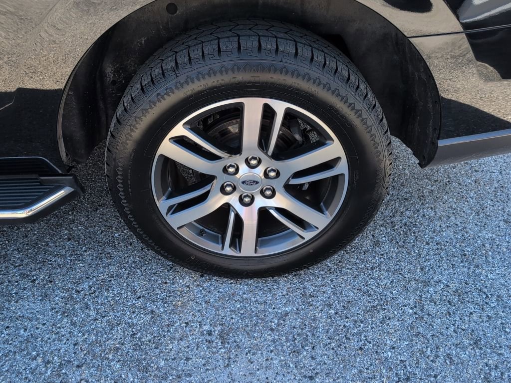 Certified 2023 Ford Expedition Limited image 16