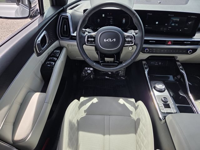 Used 2025 Kia Sorento SX Prestige AWD/4WD image 15