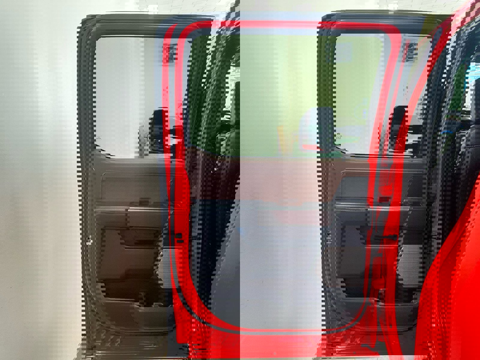 Certified 2022 Ford F150 Lariat w/ Equipment Group 502A High image 8