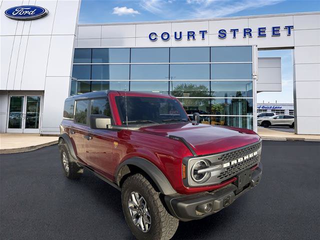Certified 2025 Ford Bronco Badlands AWD/4WD image 3