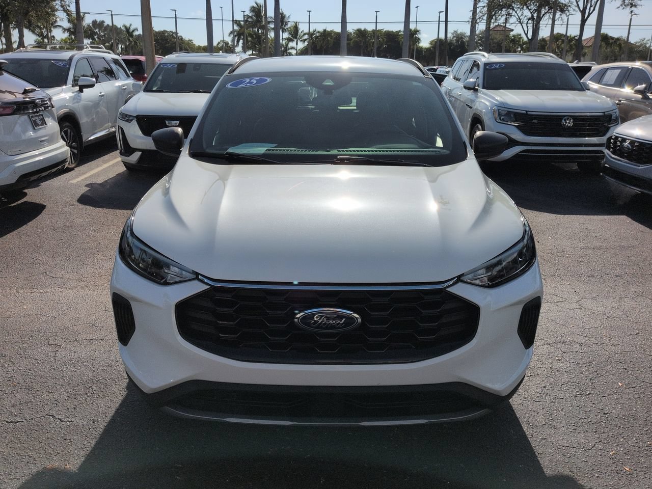 Certified 2025 Ford Escape ST-Line w/ Equipment Group 301A FWD image 9