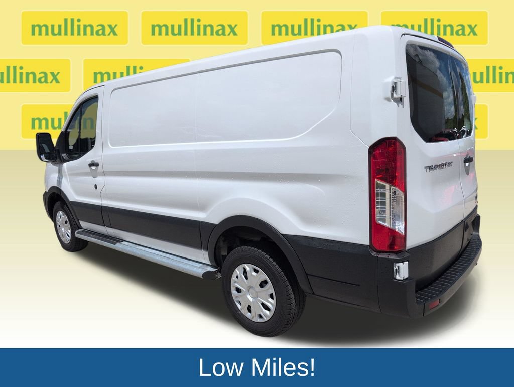 Certified 2025 Ford Transit 250 Low Roof w/ Exterior Upgrade Package RWD image 8