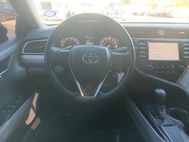 Used 2018 Toyota Camry L image 15