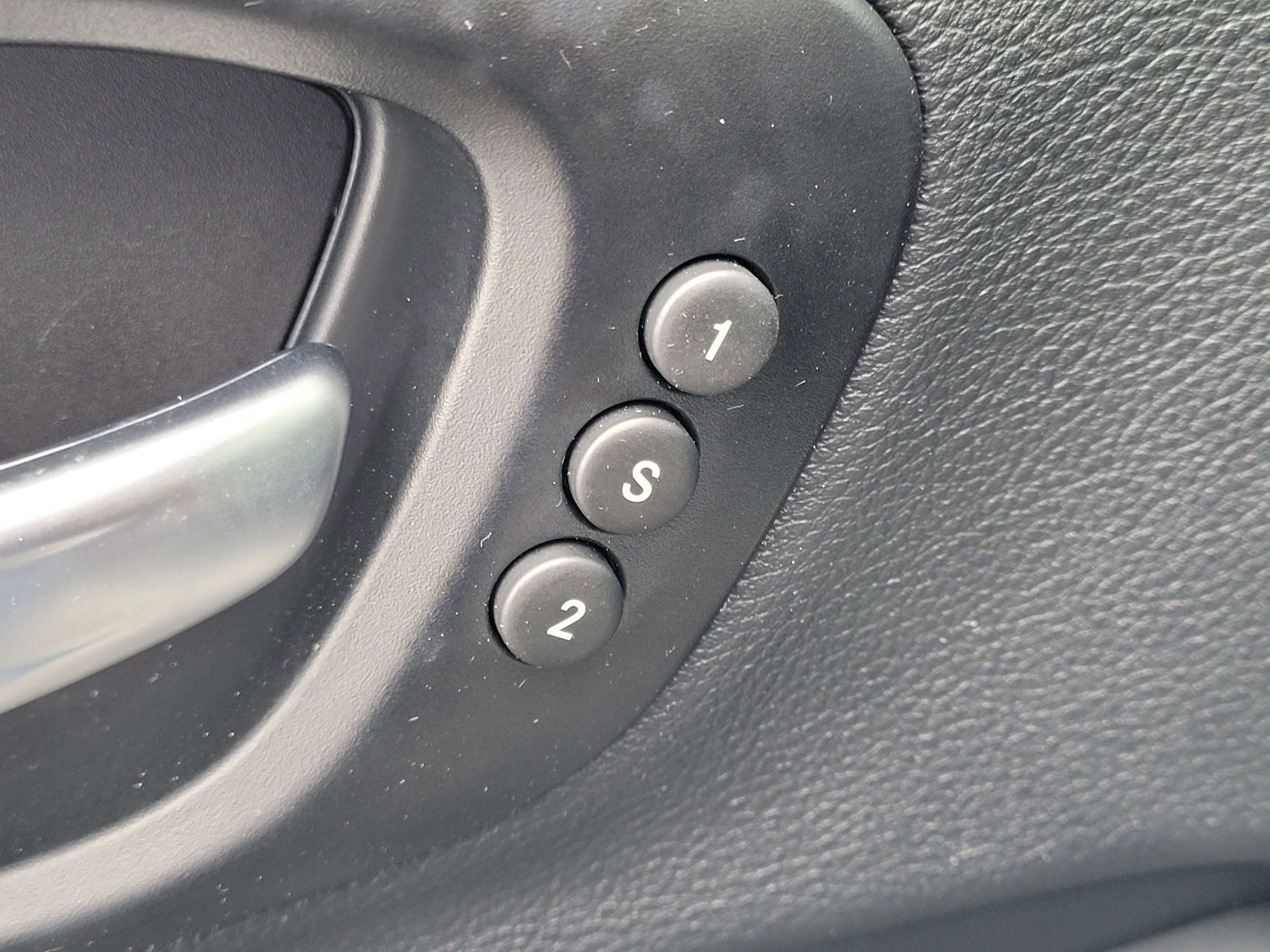 Used 2022 Jeep Cherokee Limited w/ Elite Package image 31