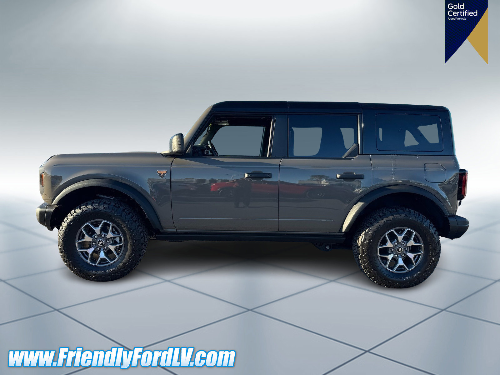 Certified 2025 Ford Bronco Badlands image 2