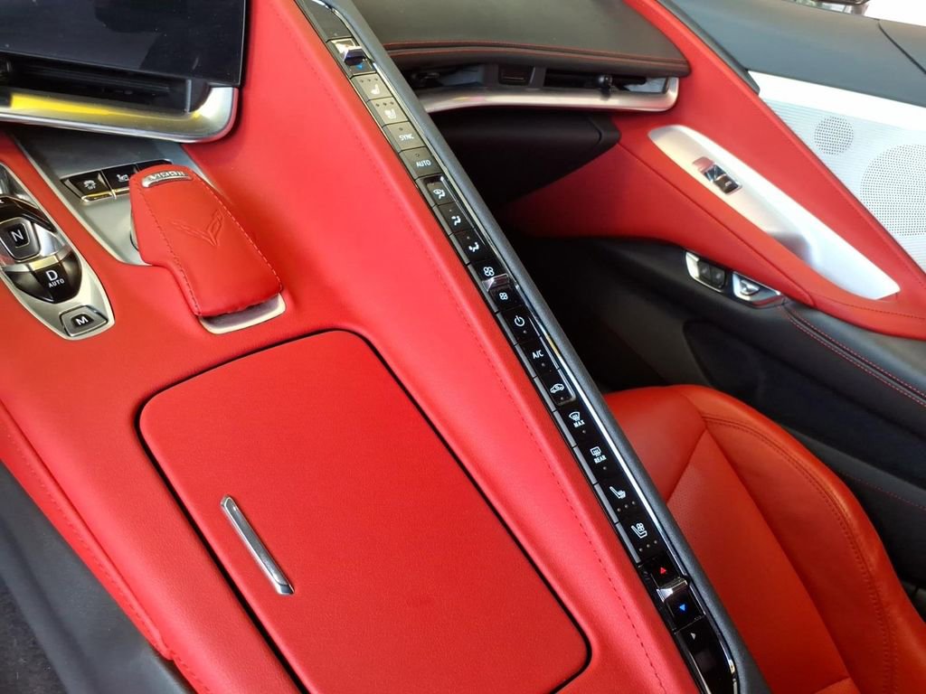 Used 2023 Chevrolet Corvette Stingray Preferred Cpe w/ Z51 Performance Package RWD image 17