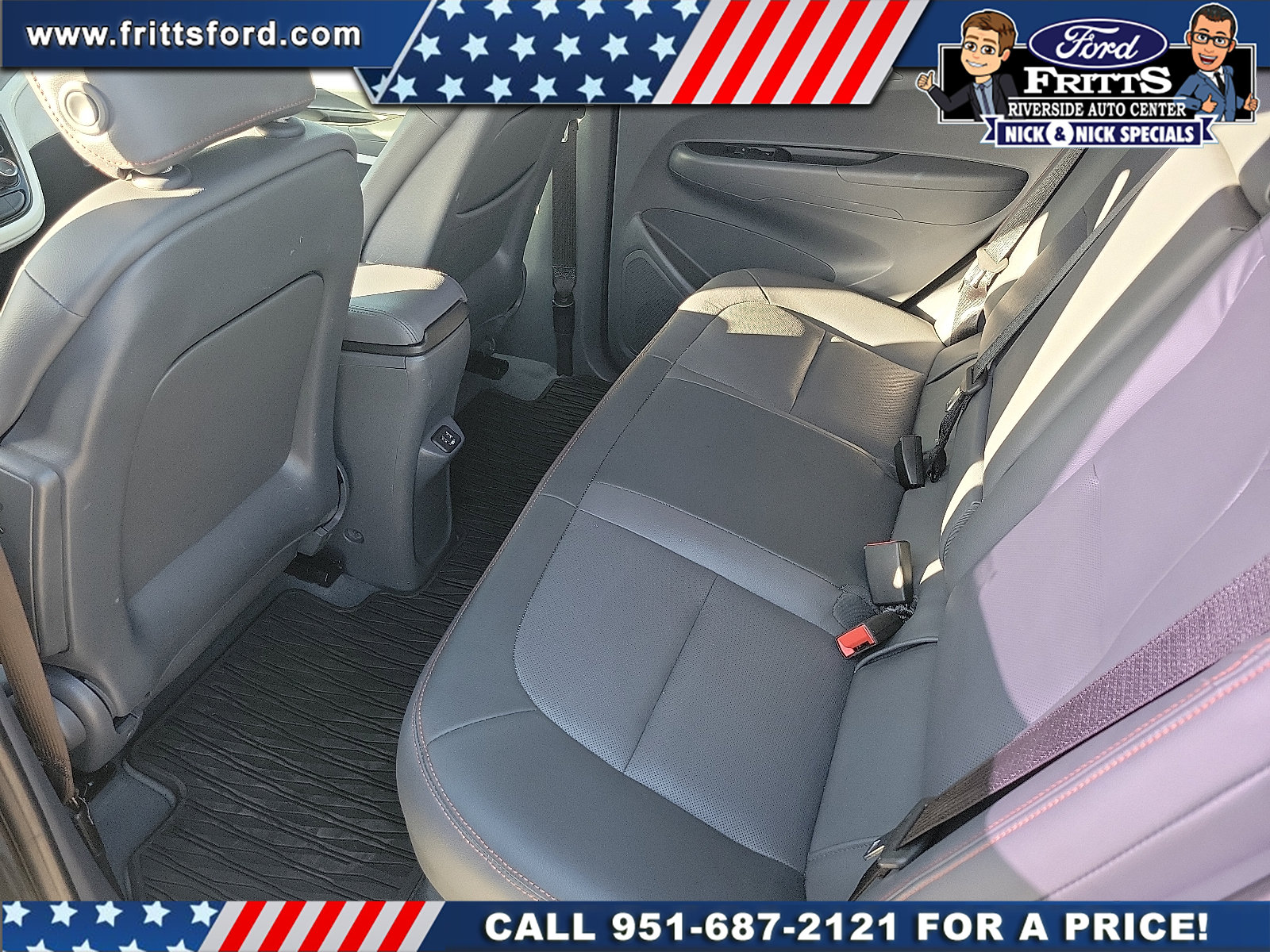 Used 2019 Chevrolet Bolt Premier w/ Infotainment Package FWD image 13