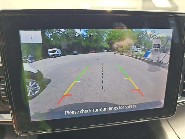 Certified 2022 Ford Explorer XLT w/ Equipment Group 202A AWD/4WD image 21