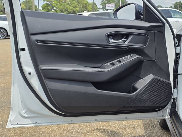 Used 2024 Honda Accord Sport image 15
