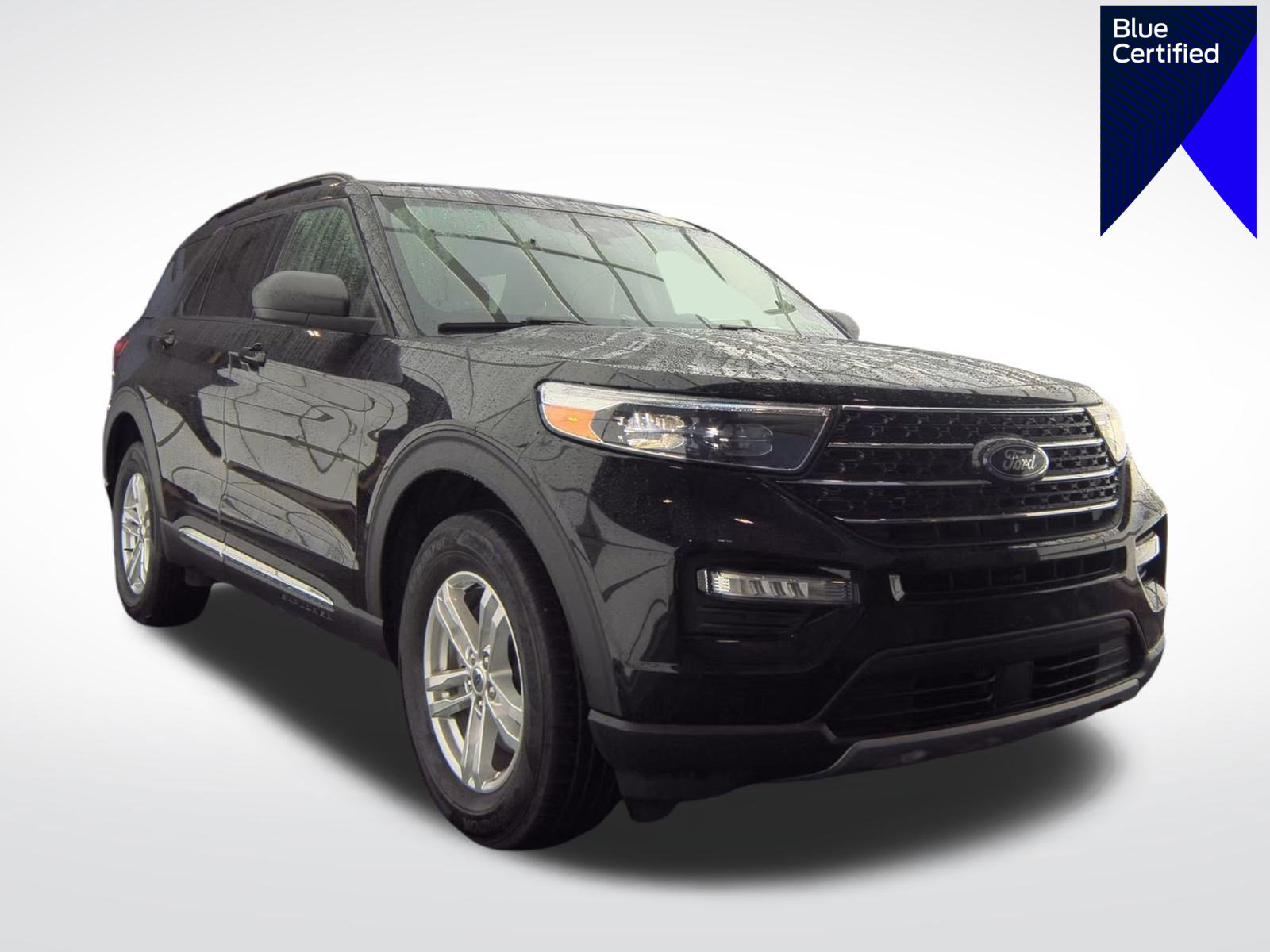 Certified 2022 Ford Explorer XLT w/ Equipment Group 202A image 1