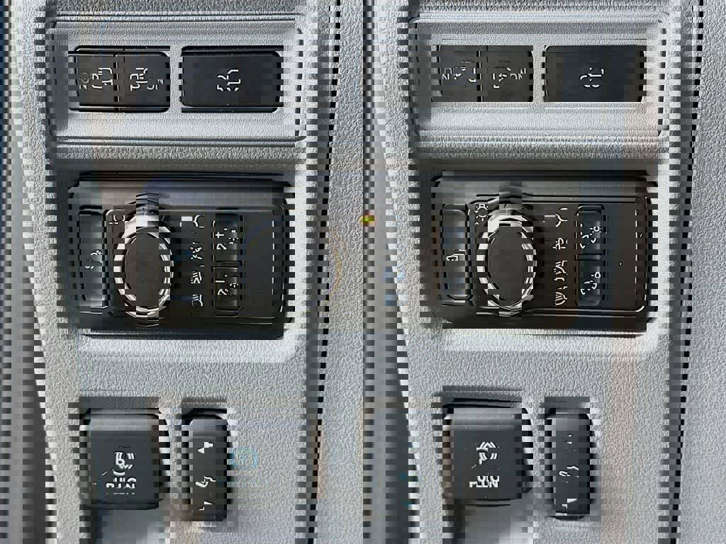 Certified 2023 Ford F150 Lightning XLT image 27