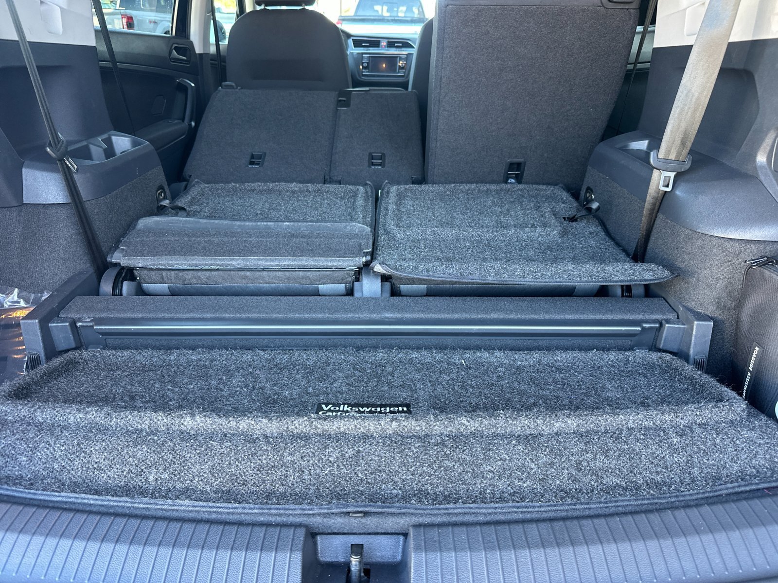 Used 2018 Volkswagen Tiguan S FWD image 16