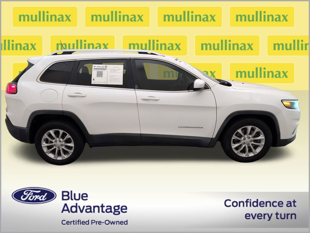 Used 2019 Jeep Cherokee Latitude w/ Popular Appearance Group FWD image 6