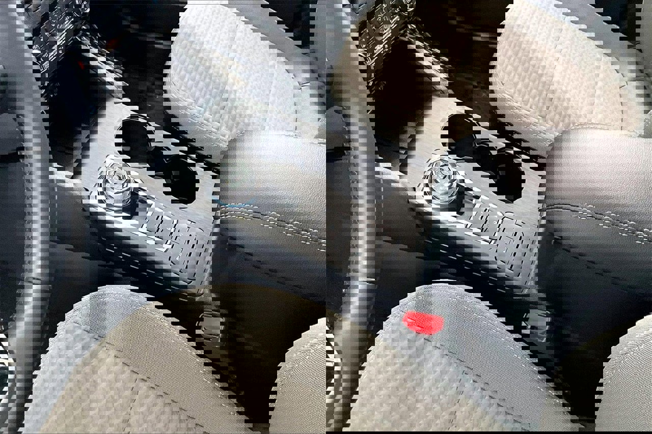 Certified 2022 Ford Escape SE w/ Convenience Package image 17