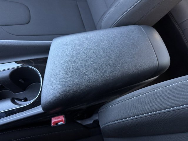 Used 2024 Hyundai Elantra SEL w/ Convenience Package image 18