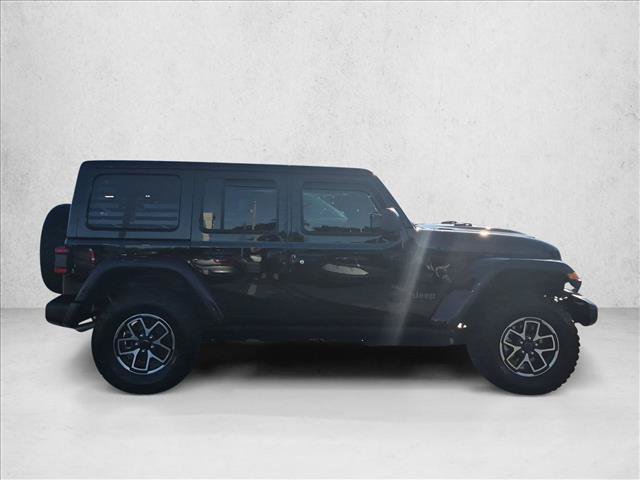 Used 2026 Jeep Wrangler Unlimited Rubicon AWD/4WD image 4