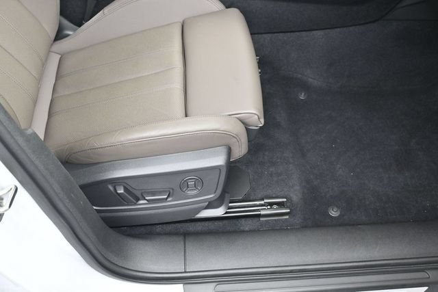 Used 2025 Audi Q5 Premium Plus AWD/4WD image 29