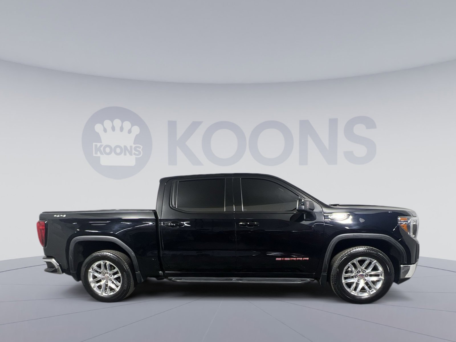 Used 2020 GMC Sierra 1500 SLT w/ SLT Convenience Package image 8