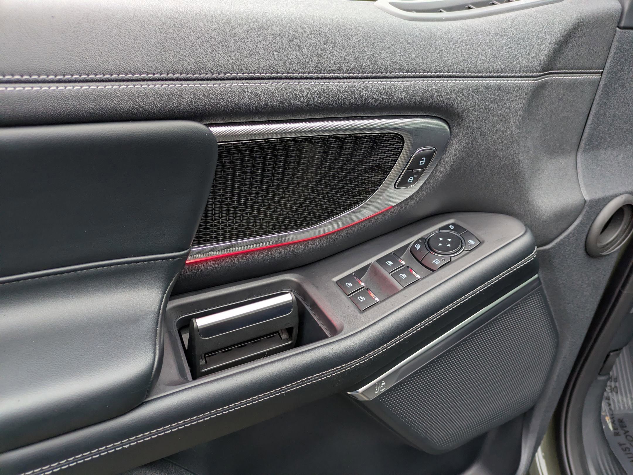 Certified 2025 Ford Expedition Platinum w/ Stealth Performance Package image 16