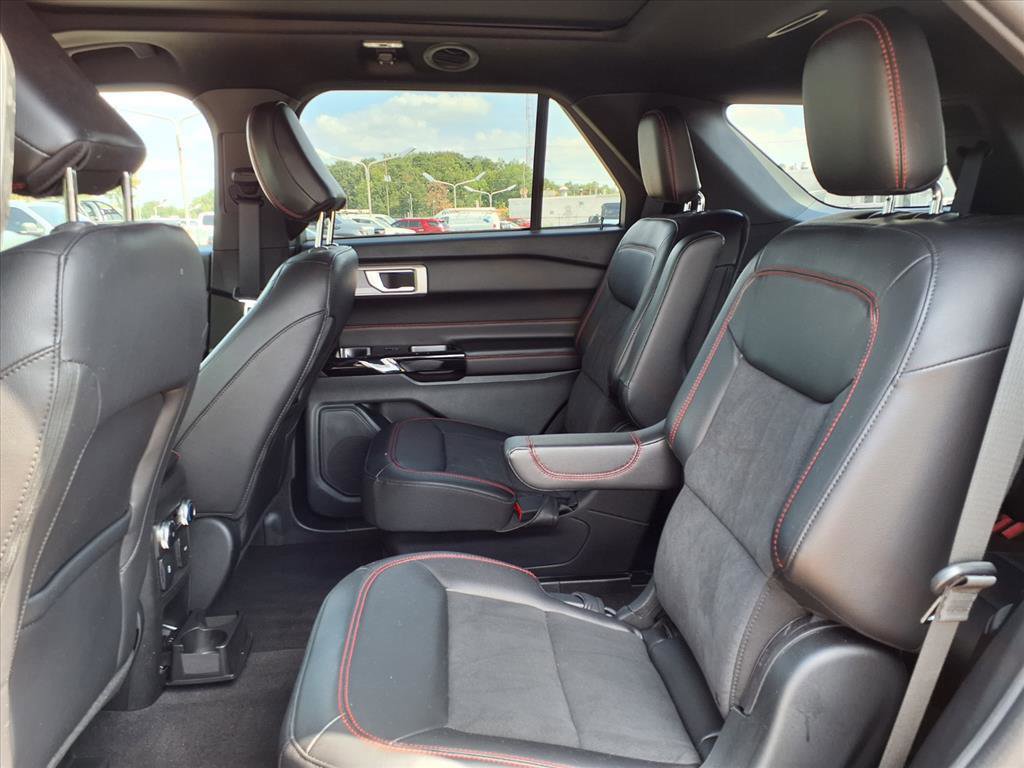 Certified 2023 Ford Explorer ST-Line w/ Class IV Trailer Tow Package image 26