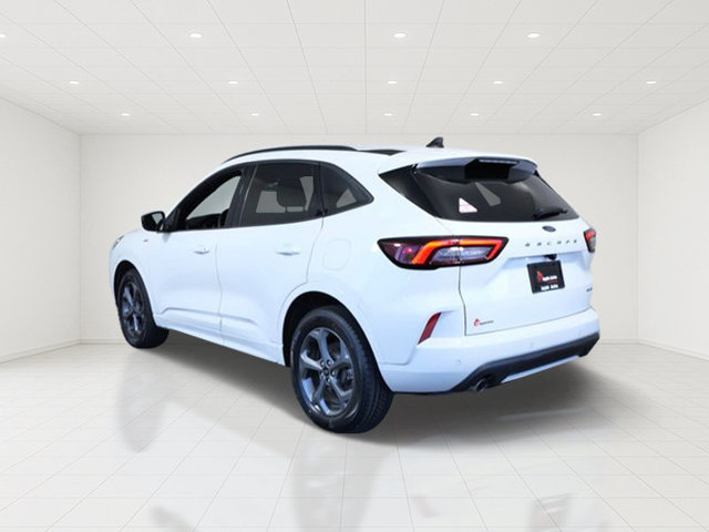 Certified 2024 Ford Escape ST-Line w/ Tech Pack #1 AWD/4WD image 4