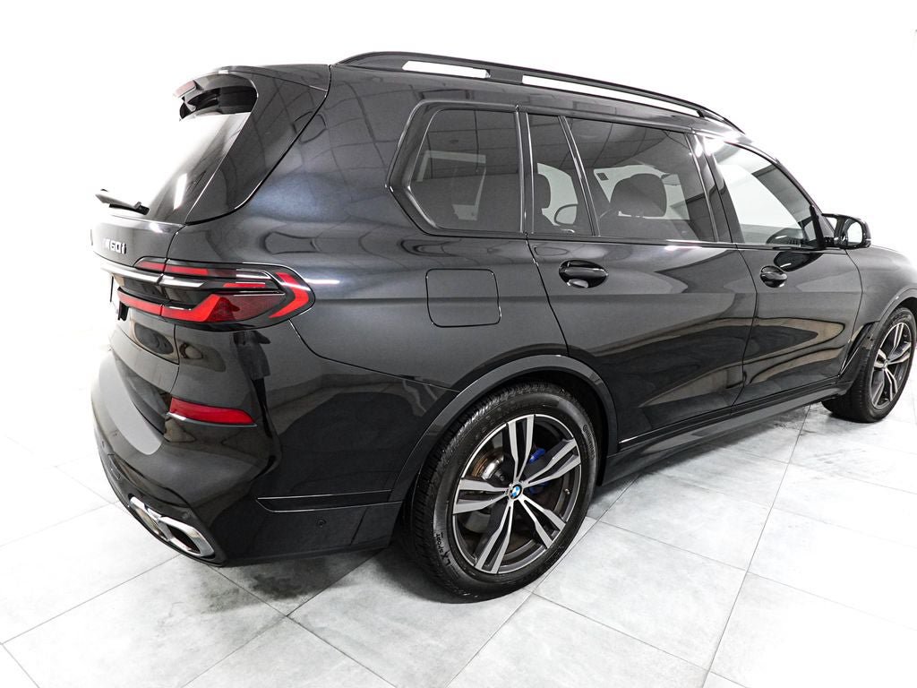 Used 2023 BMW X7 M60i w/ Executive Package AWD/4WD image 7
