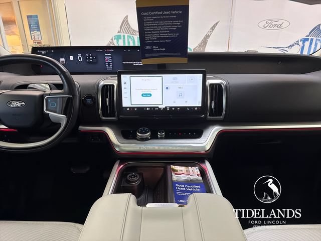 Certified 2025 Ford Expedition Platinum AWD/4WD image 22