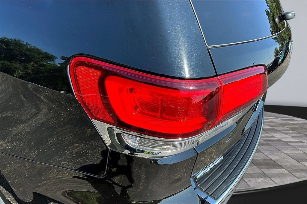 Used 2021 Jeep Grand Cherokee Limited AWD/4WD image 24
