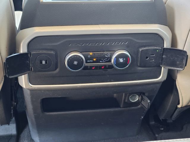 Certified 2024 Ford Expedition Limited AWD/4WD image 19