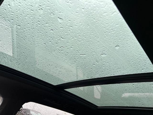 Used 2024 Volkswagen Tiguan SEL R-Line AWD/4WD image 31