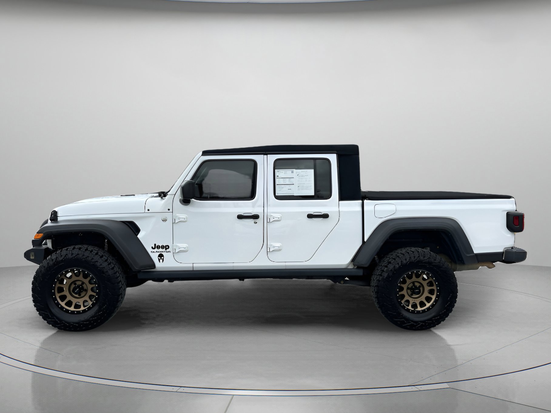 Used 2020 Jeep Gladiator Sport w/ Quick Order Package 24S image 13