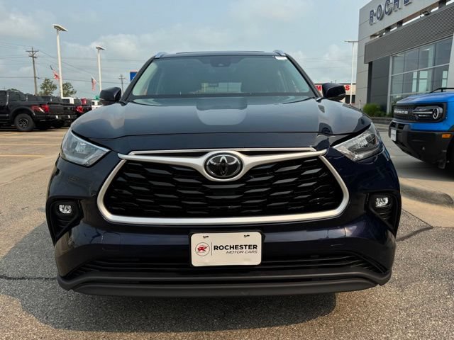 Used 2020 Toyota Highlander XLE AWD/4WD image 41