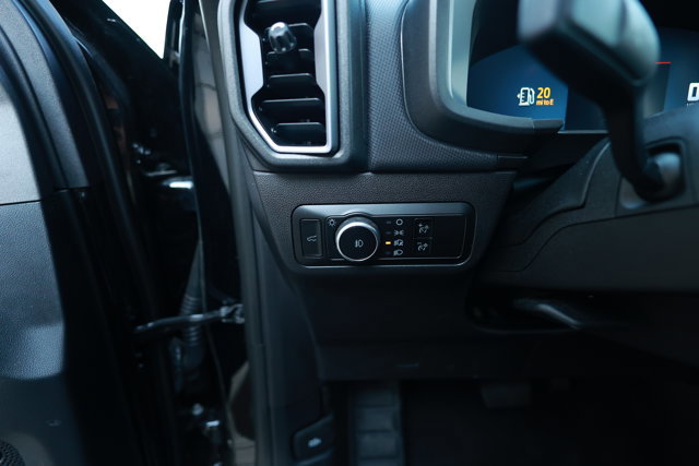 Certified 2025 Ford Bronco Sport Outer Banks w/ Outer Banks Tech Package+ AWD/4WD image 16